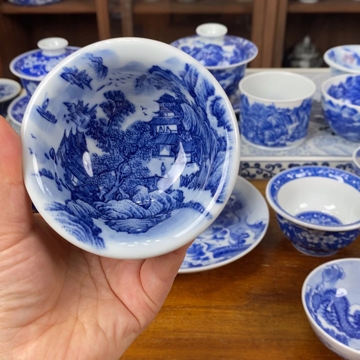 青花手绘山水压手