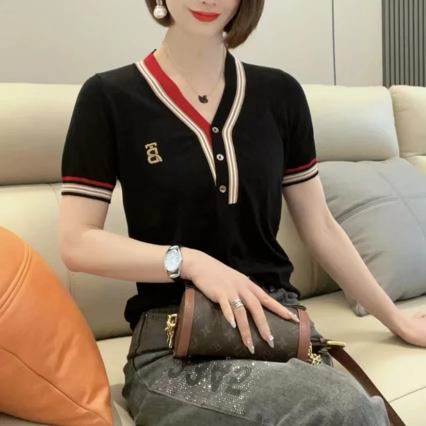 夏季新款时尚欧货英伦风女薄款上衣AB V领大码