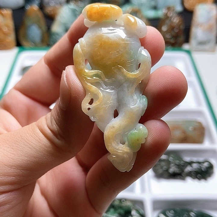 翡翠未镶嵌颈饰翡翠a货