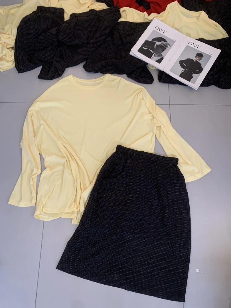 8533【PINGJIE】2025新款）时尚休闲潮流舒适百搭洋气上衣