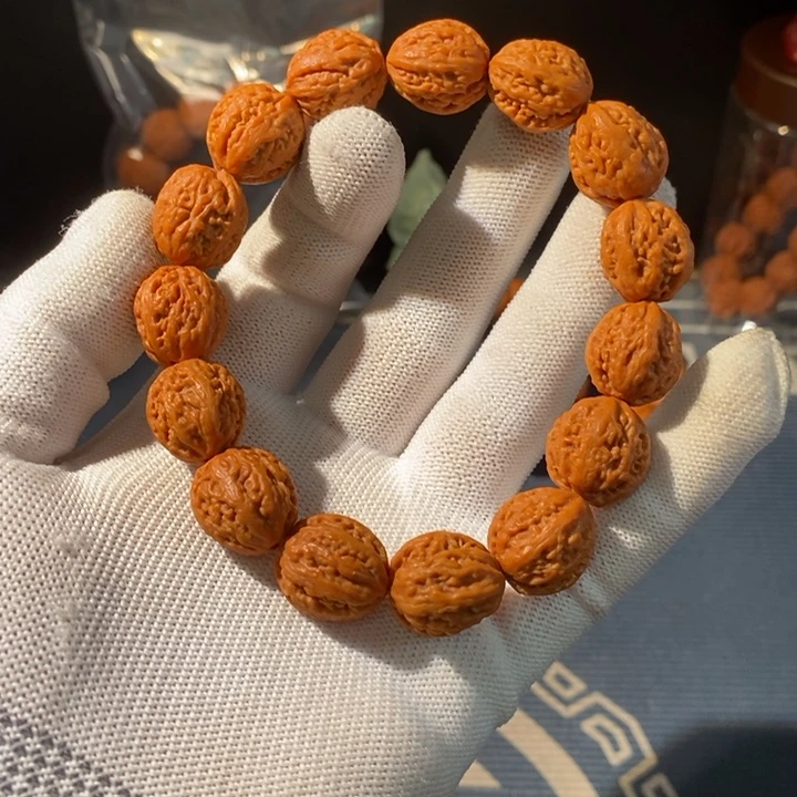 文玩核桃手串……13