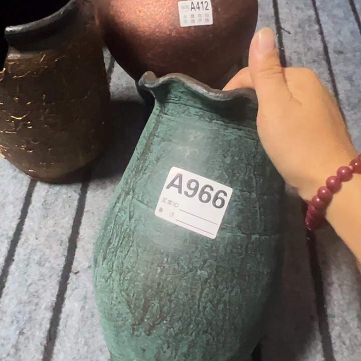 瑕疵有孔高26口15