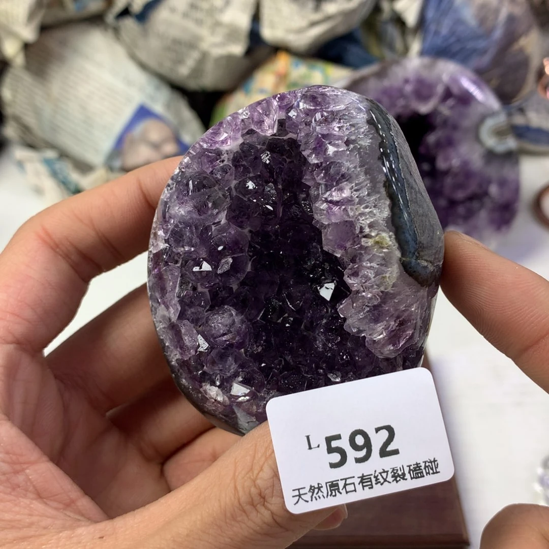 水晶大型摆件（非配饰）未镶嵌