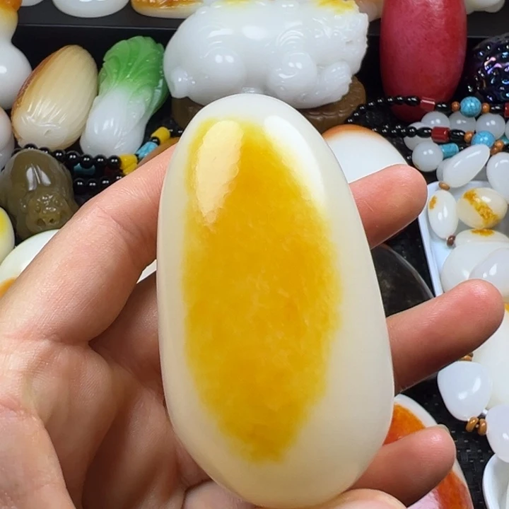 新疆戈壁五彩石金丝
