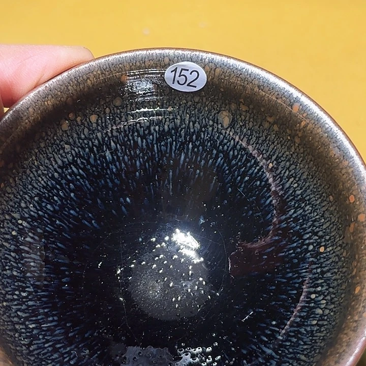 茶盏只为自己能过日子了才