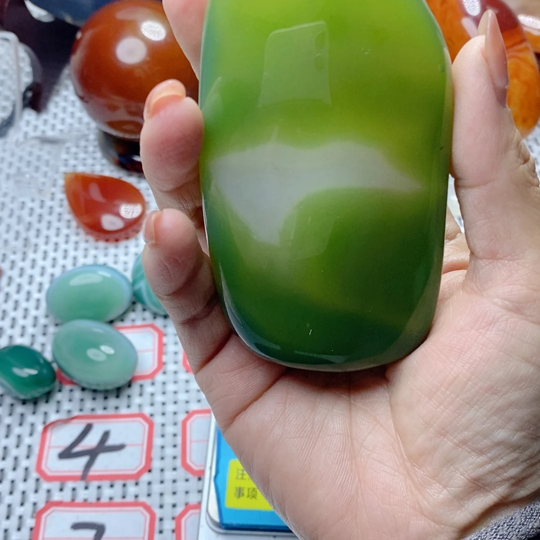 玛瑙/玉髓颈饰未镶嵌绿*
