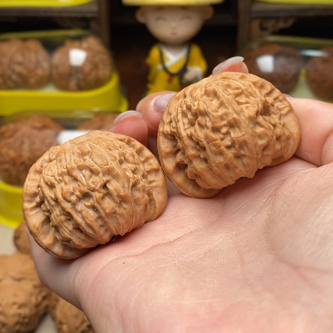 文玩核桃把件小**丫白狮子42 S12号