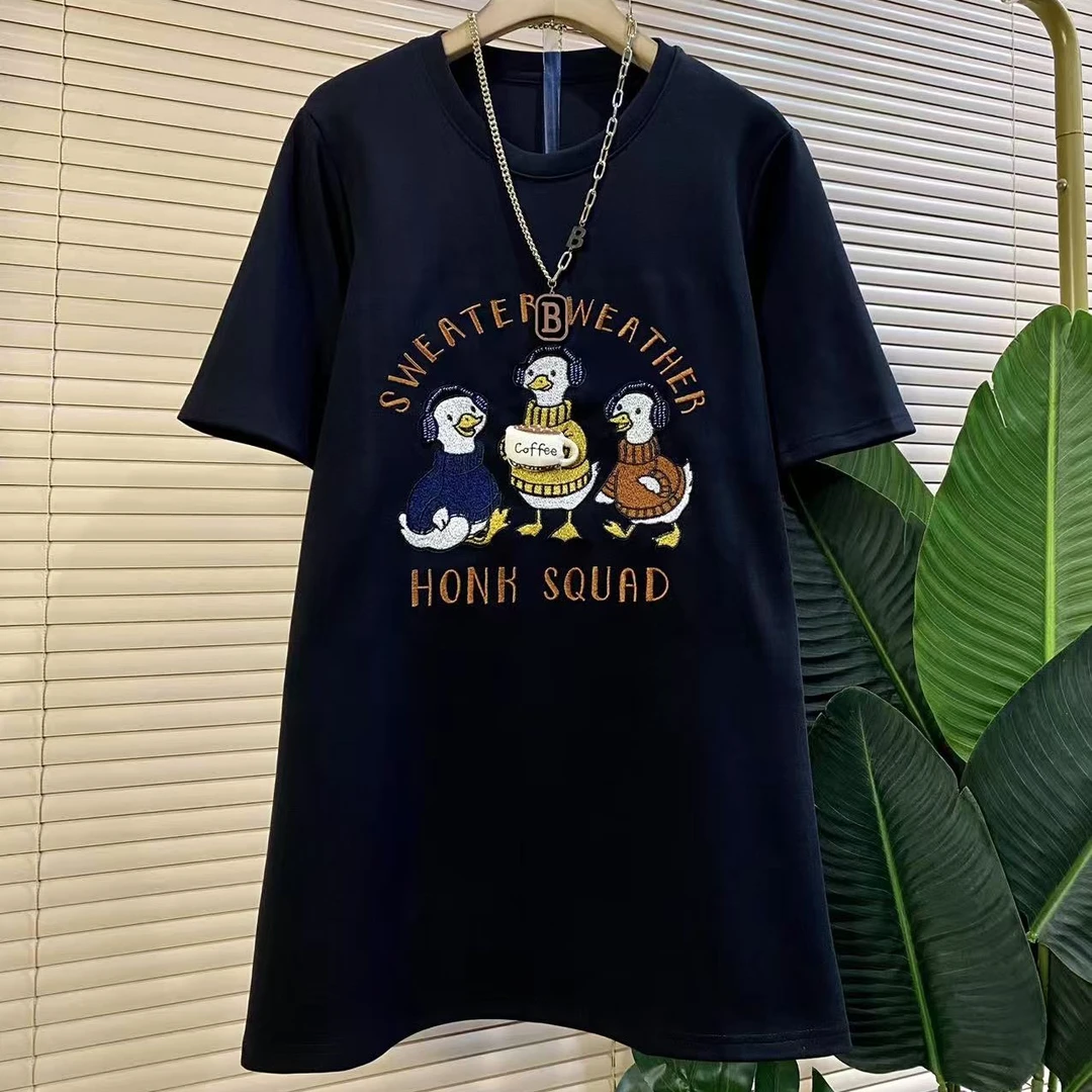 Y胖mm欧货时尚新款减龄卡通立体设计款宽松大衫