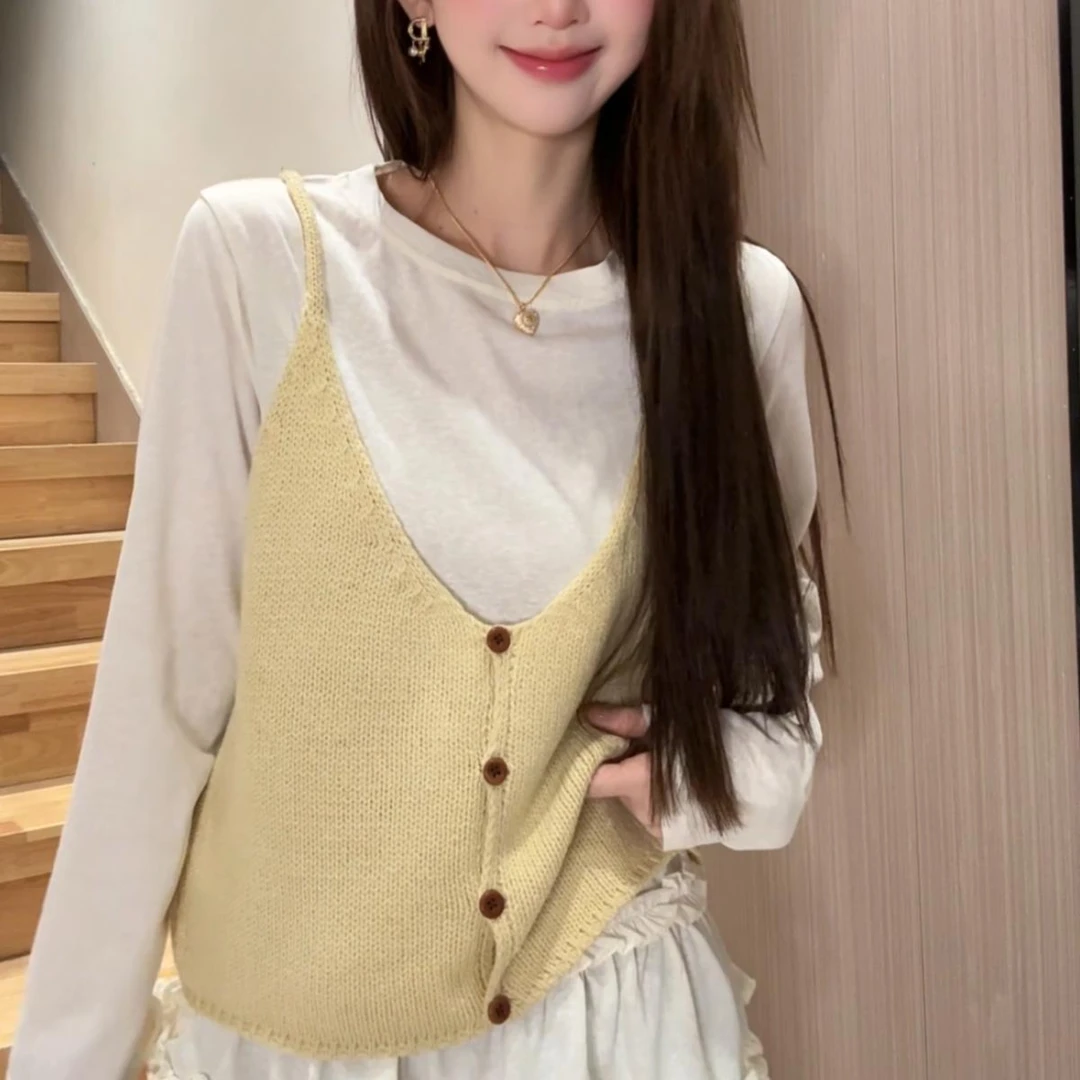韩系v领针织马甲吊带背心女2025春季新款设计感叠穿洋气减龄上衣