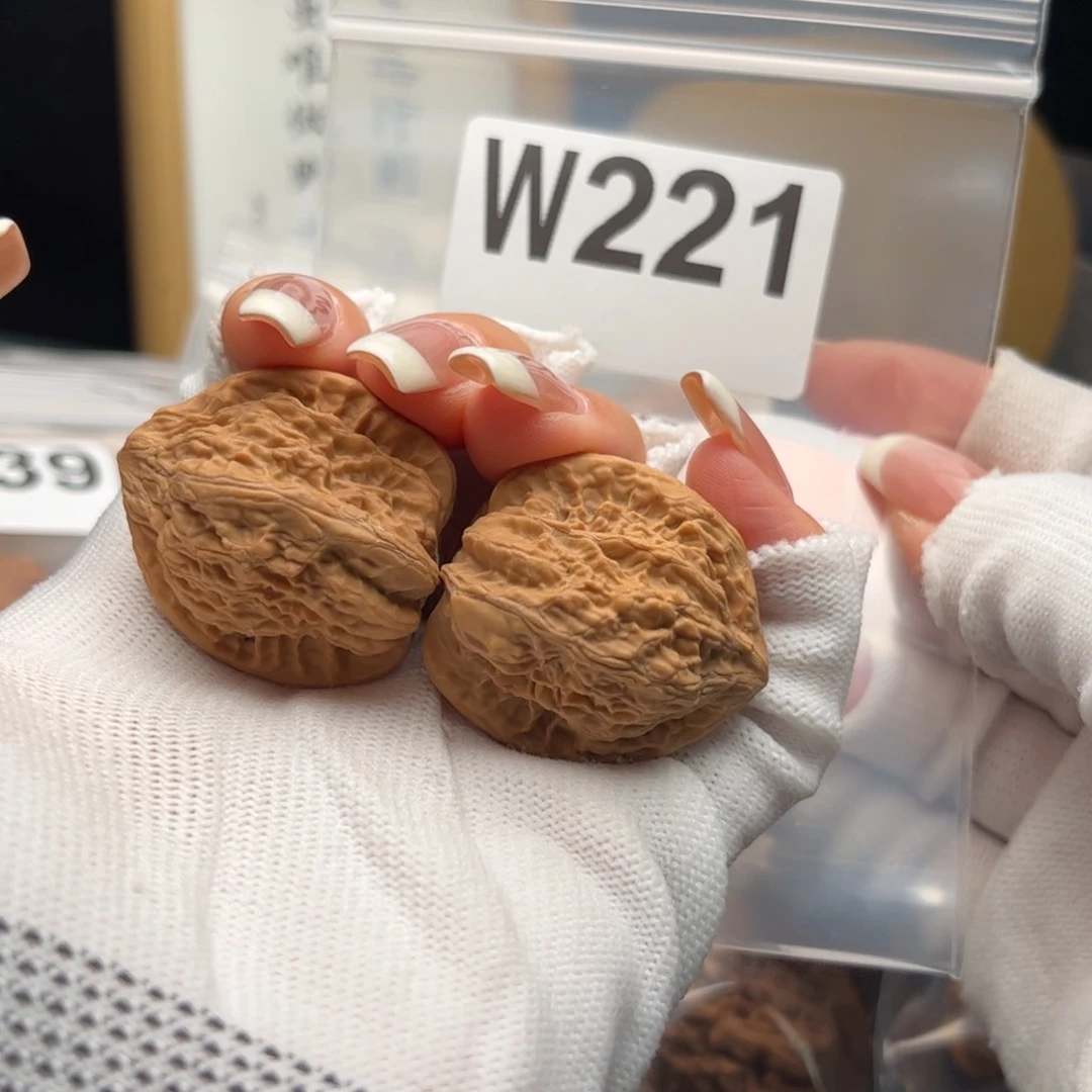 文玩核桃把件32火焰w 221