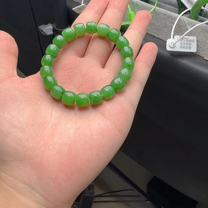 手串未镶嵌和田玉（碧玉）