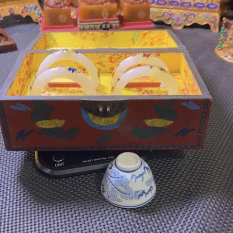 其他刘****谈付米链接及其他瓷器