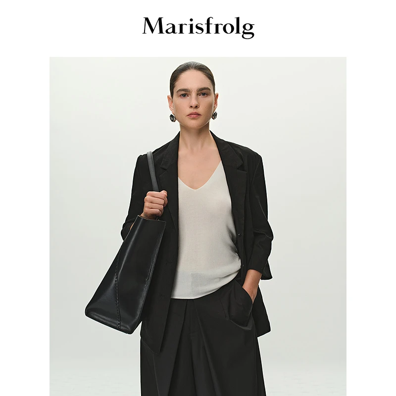 Marisfrolg玛丝菲尔25年夏季气质高级简约设计感西装A1FZ22093