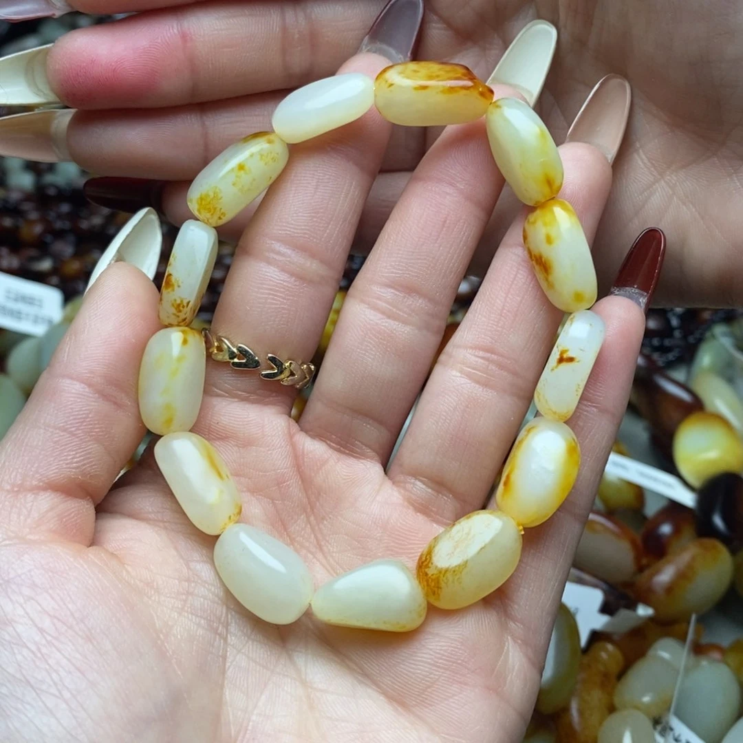 和田玉手链未镶嵌好**在