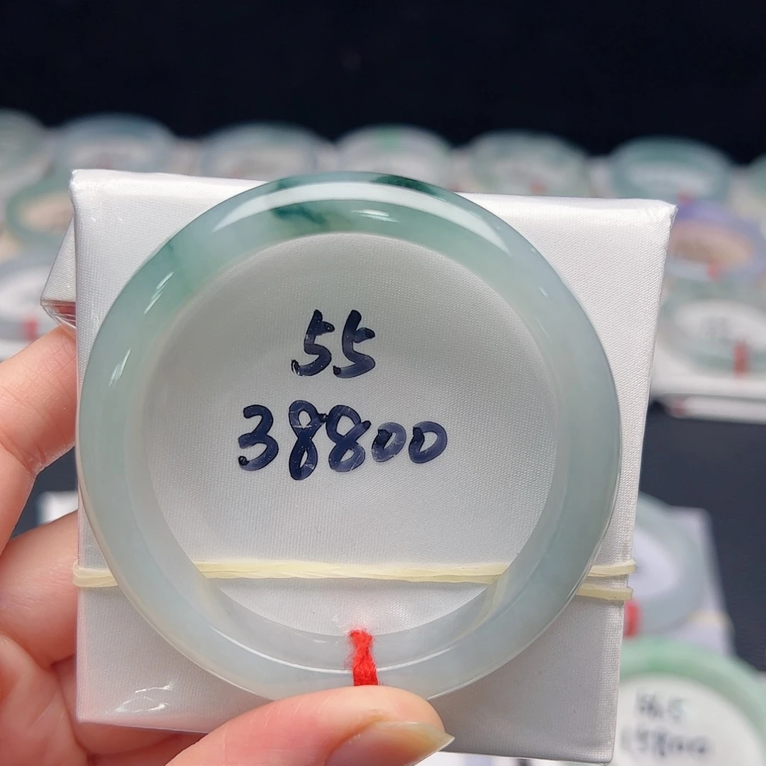 翡翠未镶嵌手镯A货