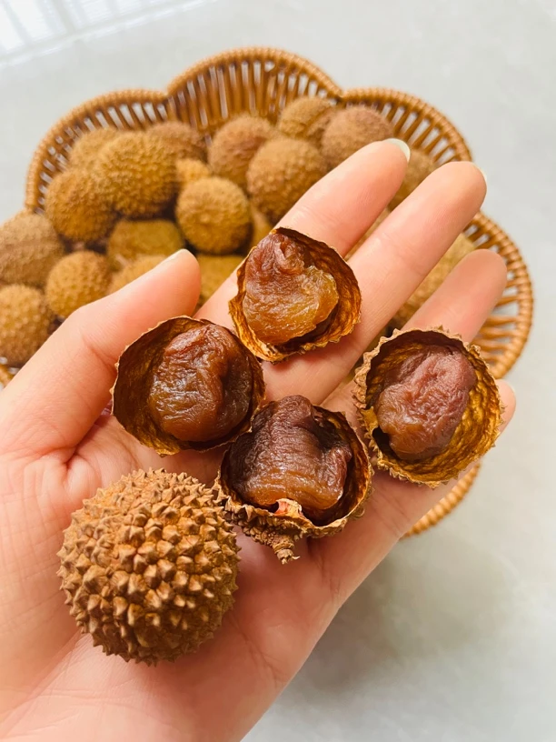 广西特级桂味鸡嘴荔枝干核小肉厚2025今年新鲜美味荔枝直播