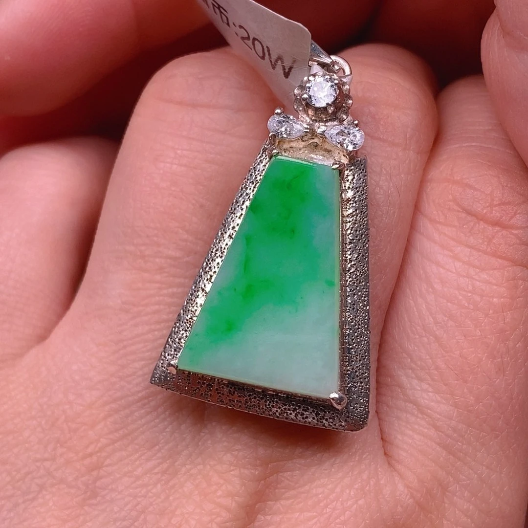 翡翠戒指未镶嵌翡翠蛋面