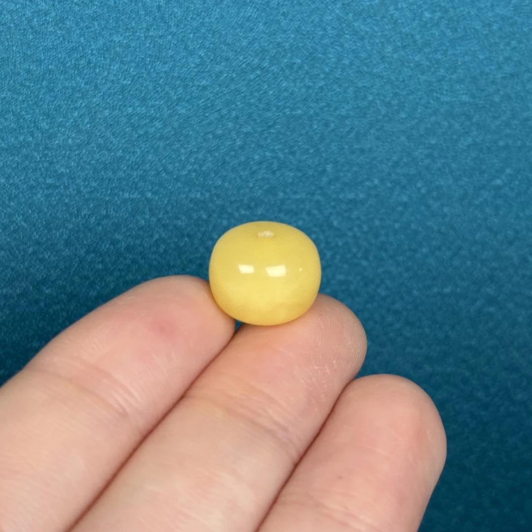 B9474天然原矿蜜蜡 微瑕老型12.5*9.6mm支持复检假一罚十