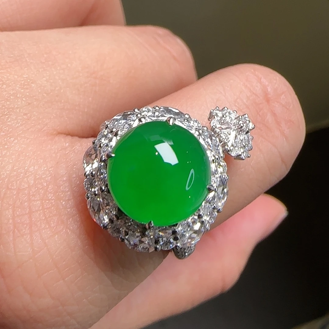 翡翠18K金镶嵌戒指天然翡翠