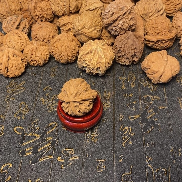 七***'文玩核桃吊坠文玩核桃异形单只