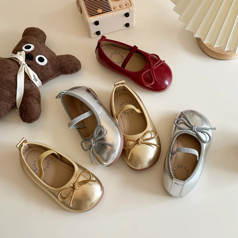 春季新款儿童皮鞋女童圆头小可爱蝴蝶结小皮鞋软底舒适公主童鞋