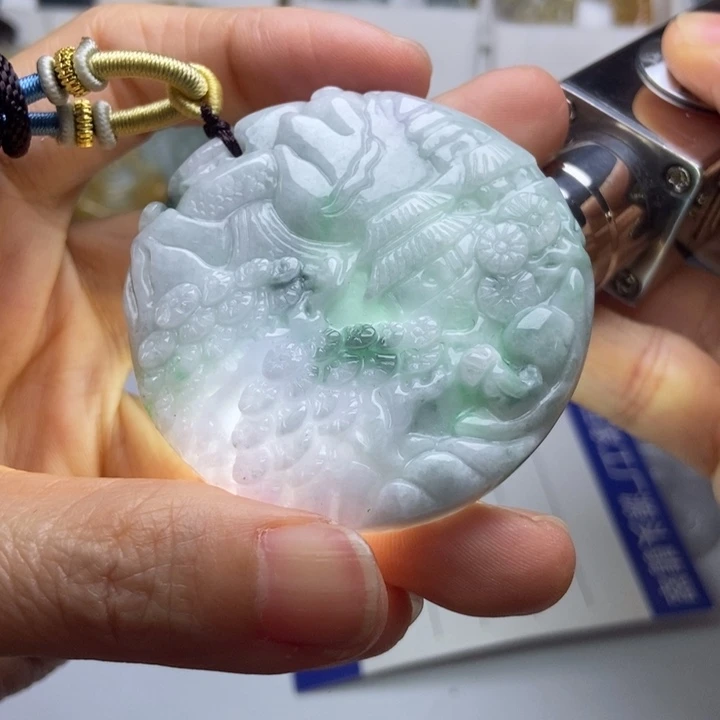 翡翠未镶嵌挂件翡翠