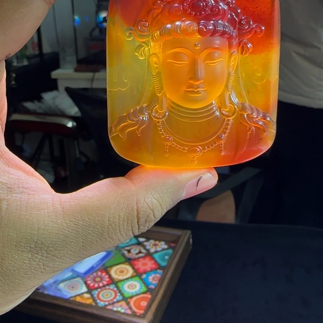 琥珀未镶嵌裸石琥珀