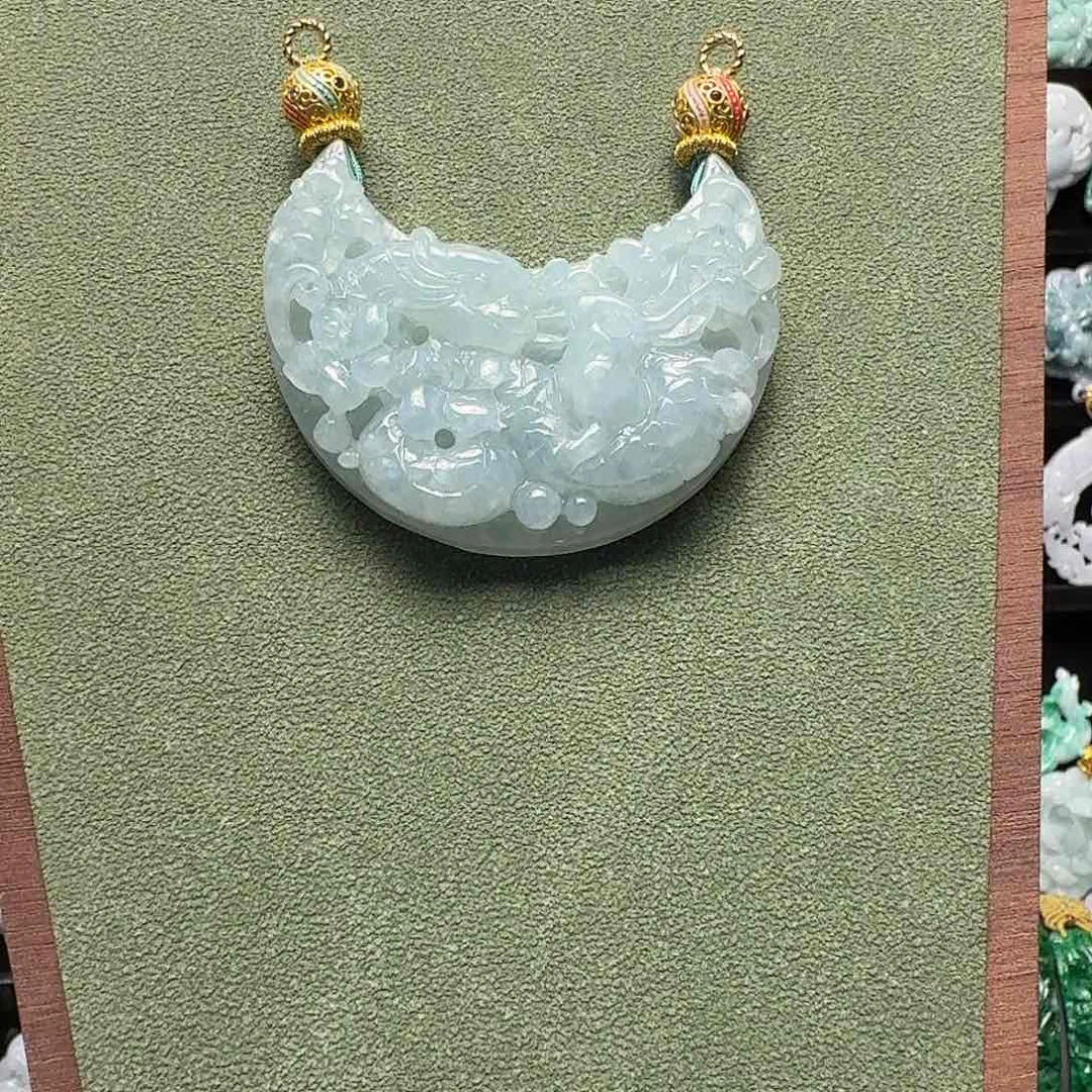 吊坠(赠链)合金翡翠