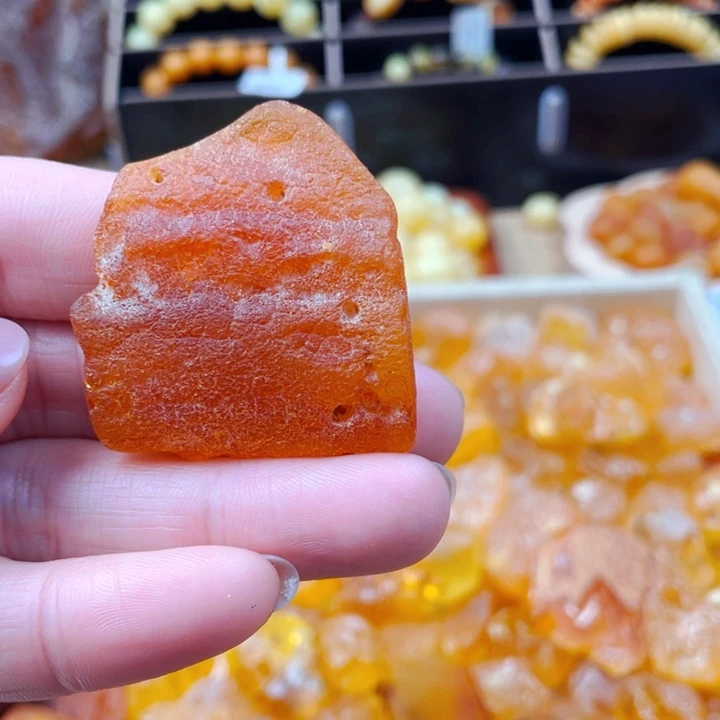 琥珀颈饰未镶嵌吊坠