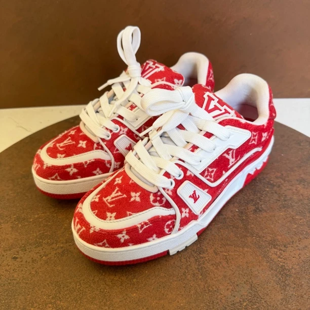 99新 LouisVuitton/路易威登 红色满印trainer板鞋/36.5码