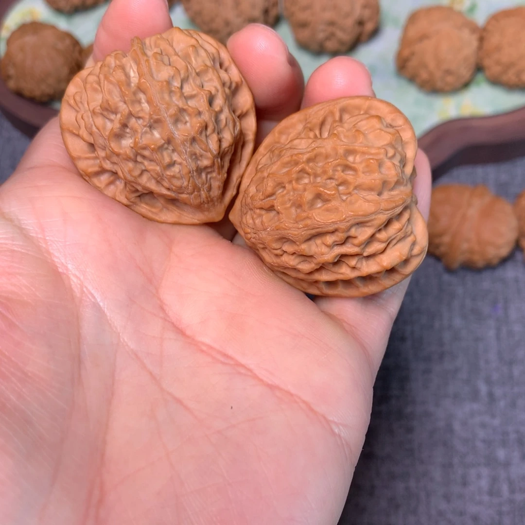 文玩核桃把件39金牛