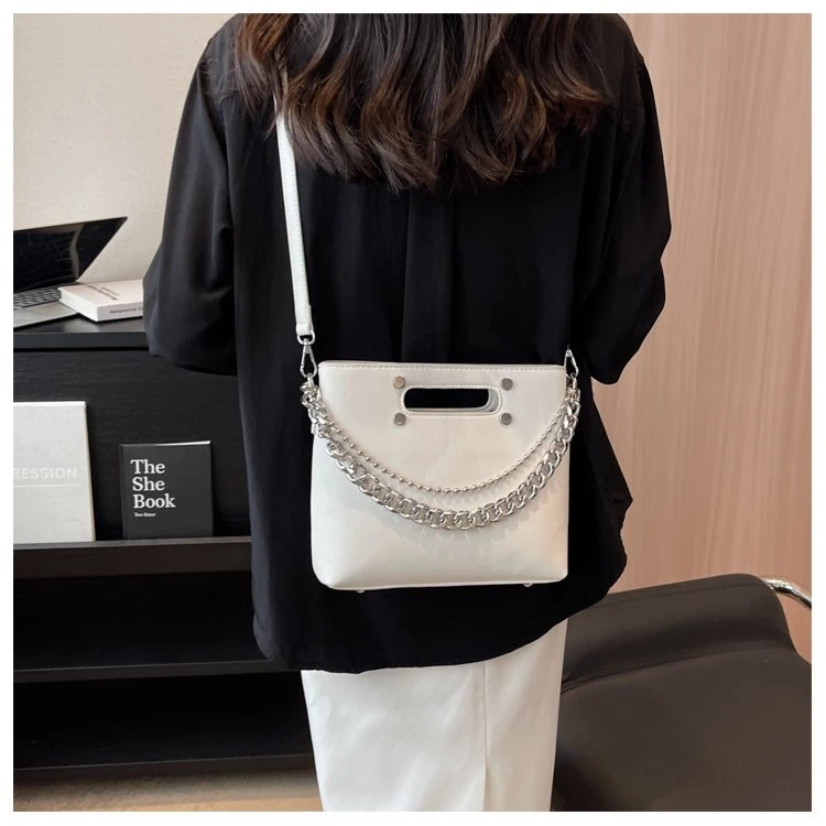 【471-510】B网红女斜跨韩版时尚女包学生逛街手提皮尤包包女士百搭