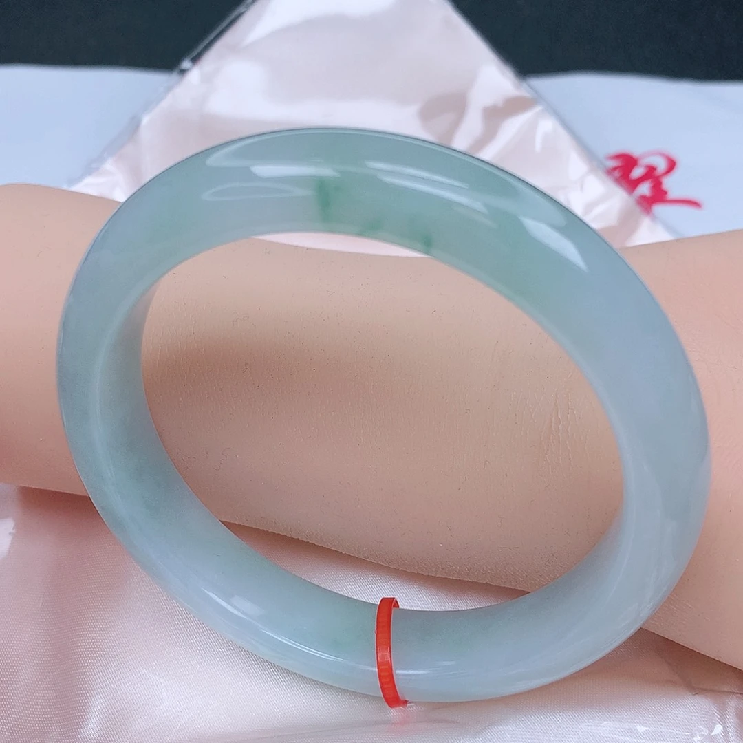 【闪购商品】翡翠手镯未镶嵌H**E，59