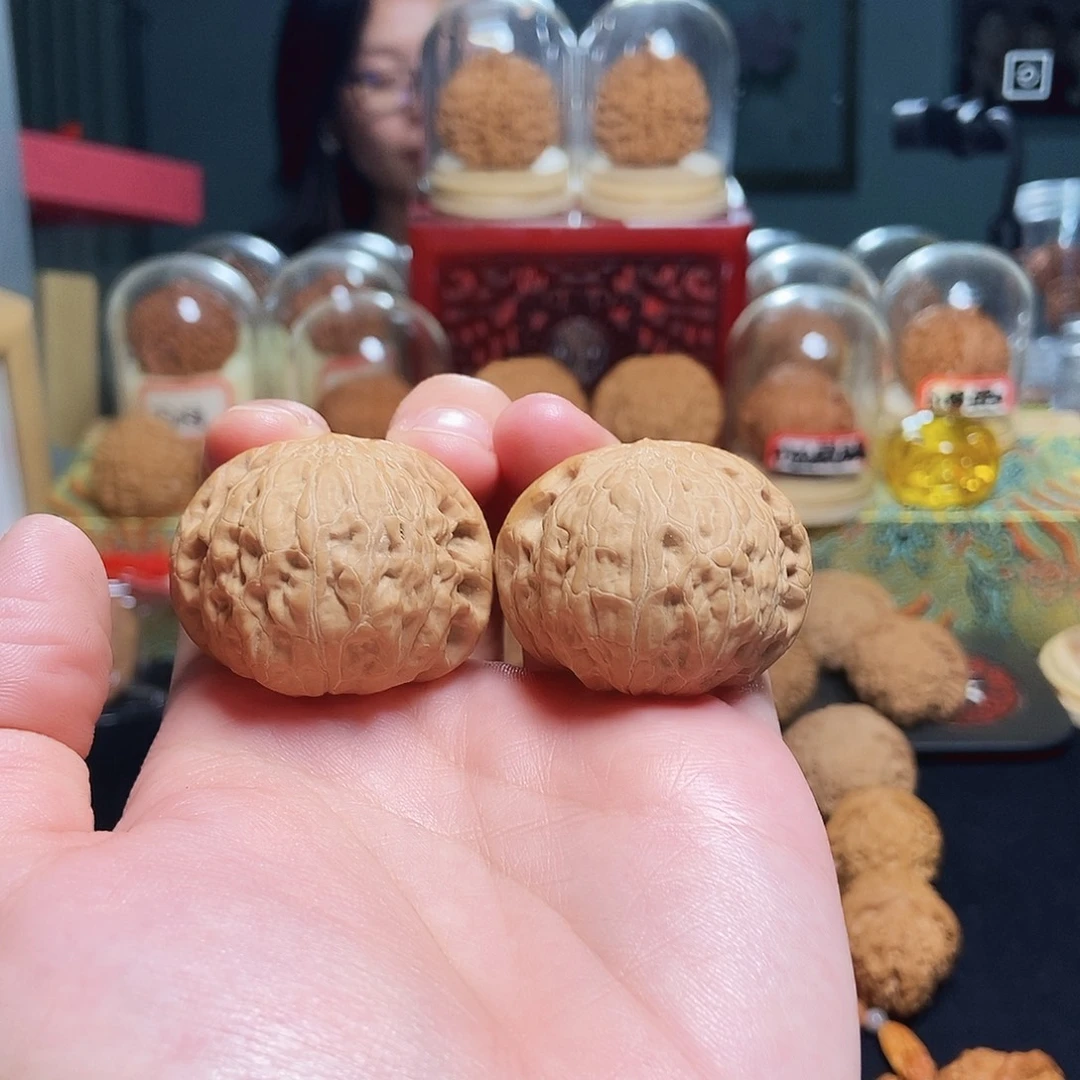 文玩核桃吊坠39❌39铁锤妹妹