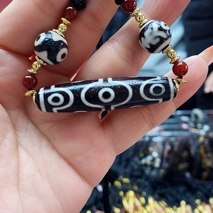 玛瑙/玉髓颈饰合金