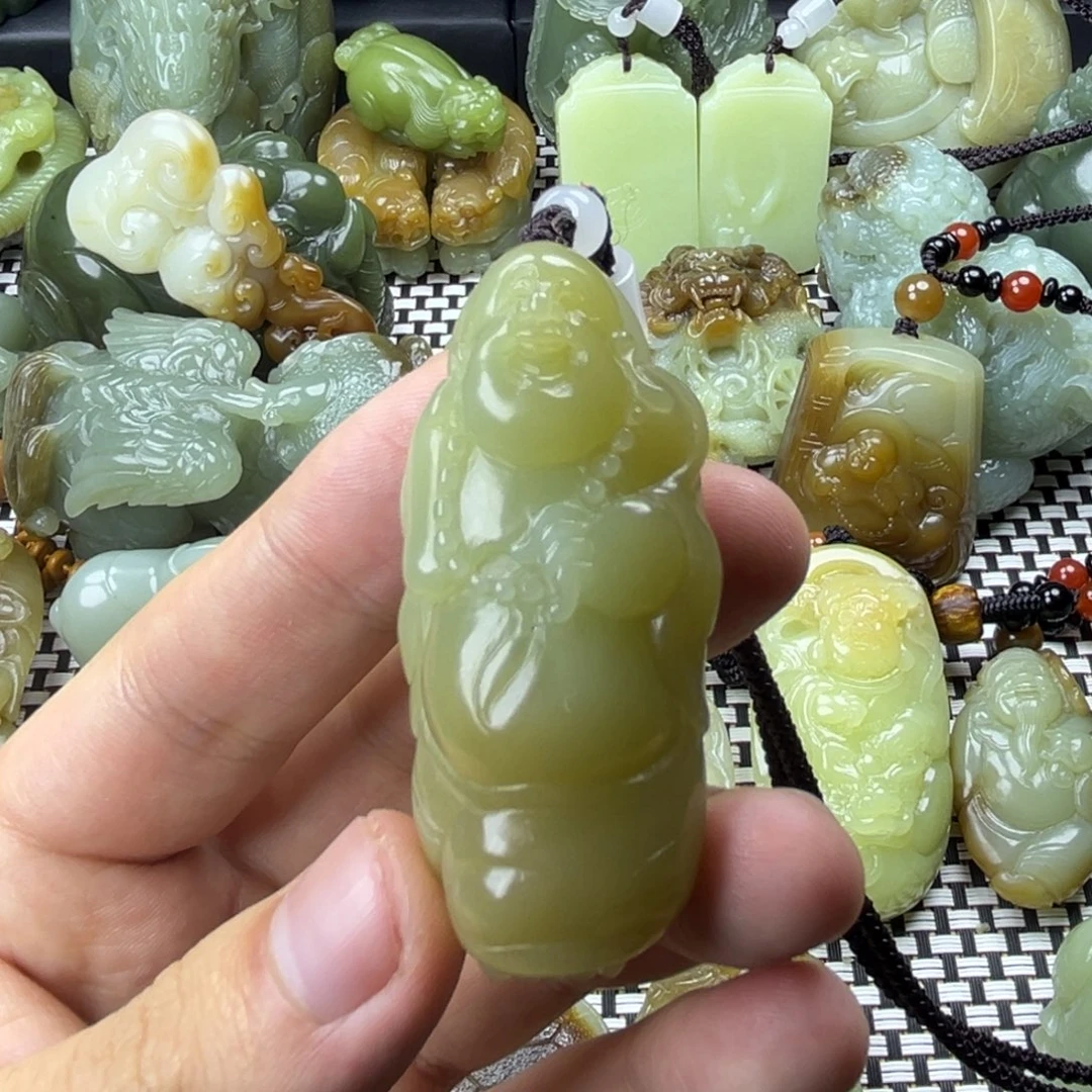 和田玉未镶嵌挂件