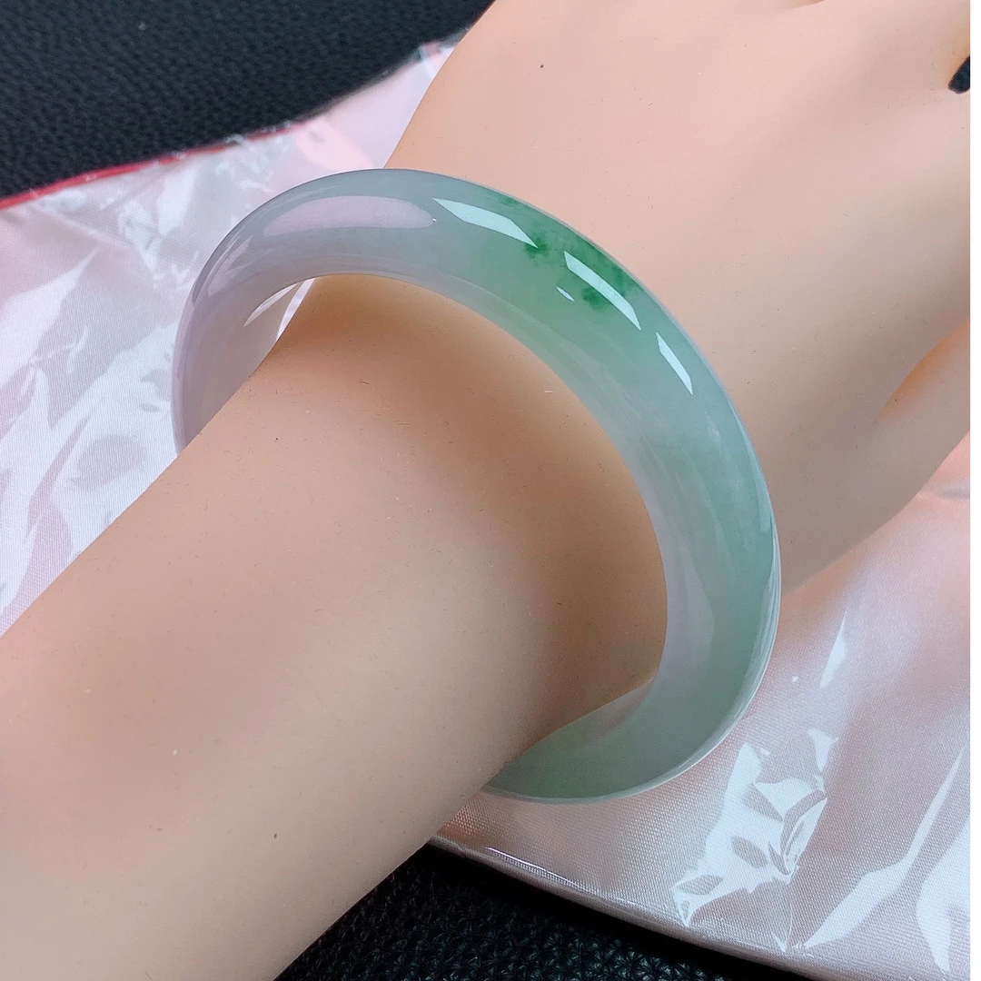 60圈大圈口冰胶飘花底妆细腻干净清爽纯天然A货翡翠