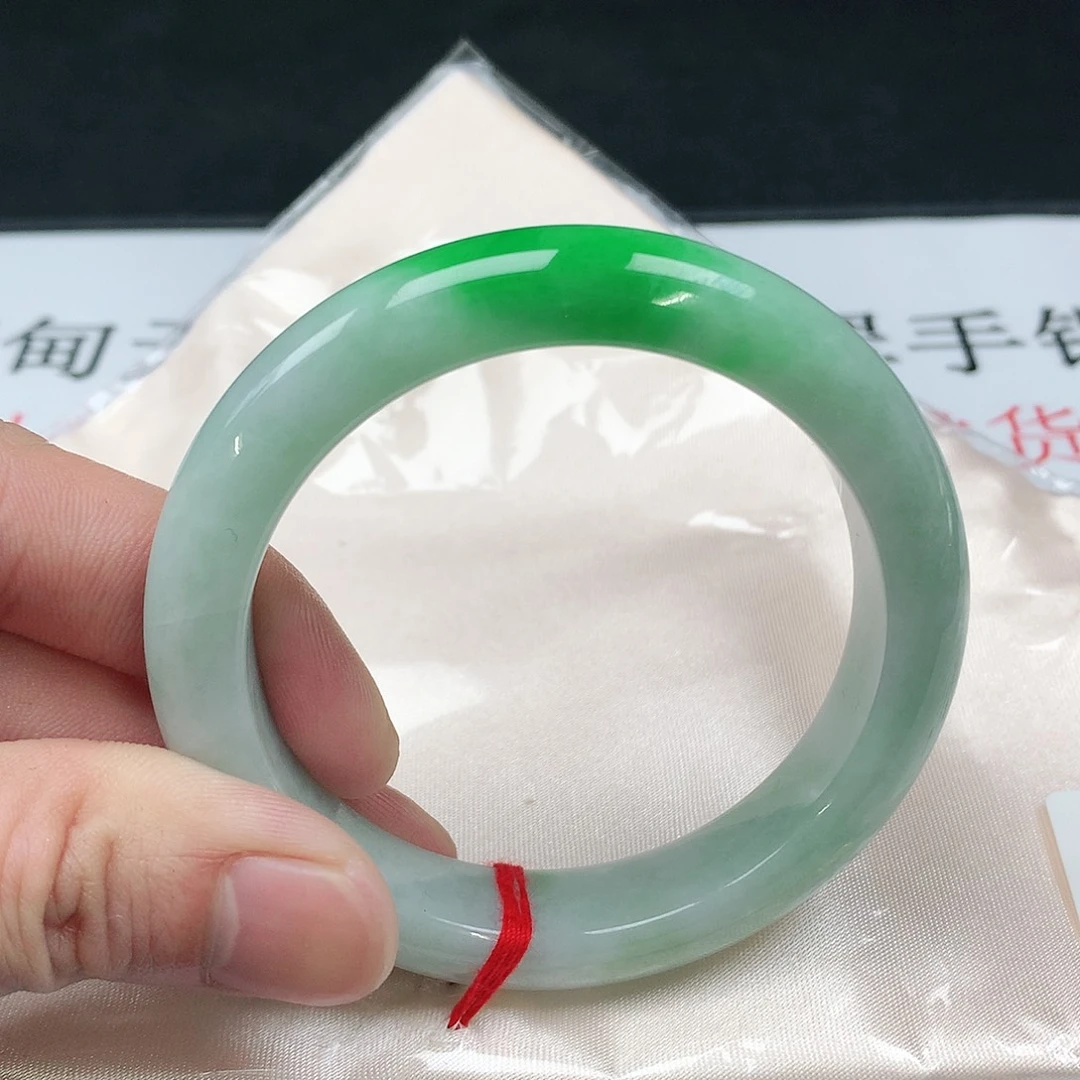 翡翠手镯未镶嵌圈54