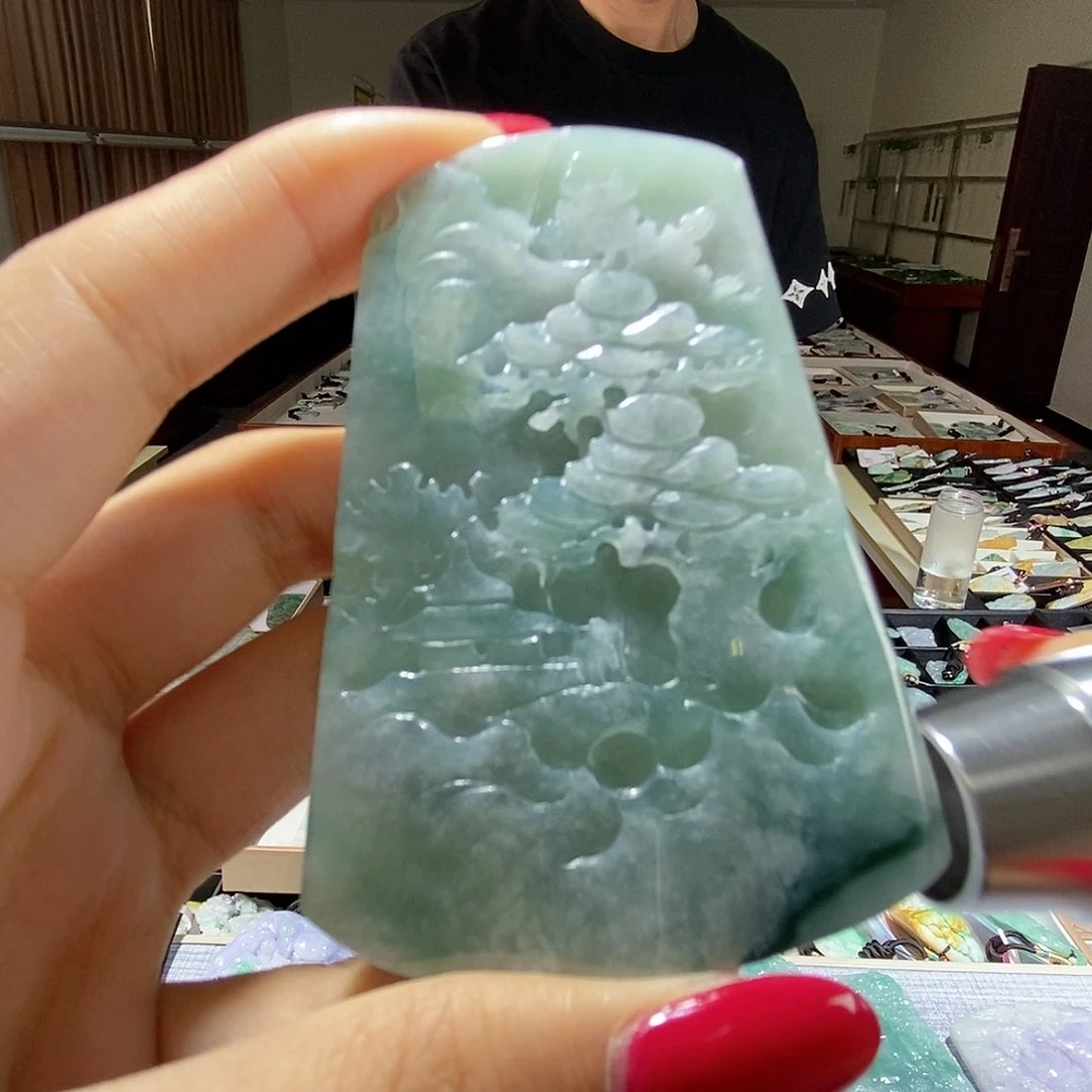 翡翠未镶嵌颈饰翡翠