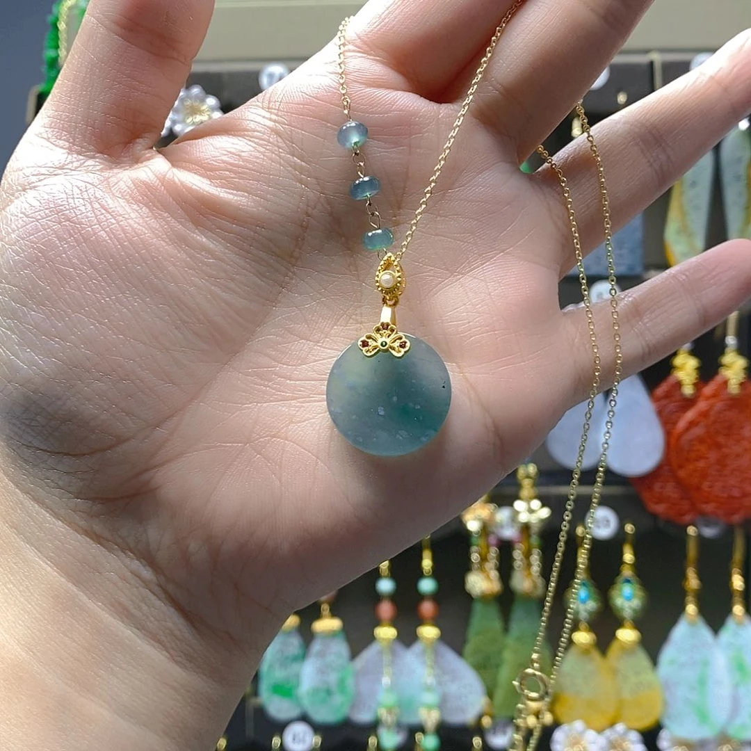 未镶嵌翡翠耳饰翡翠