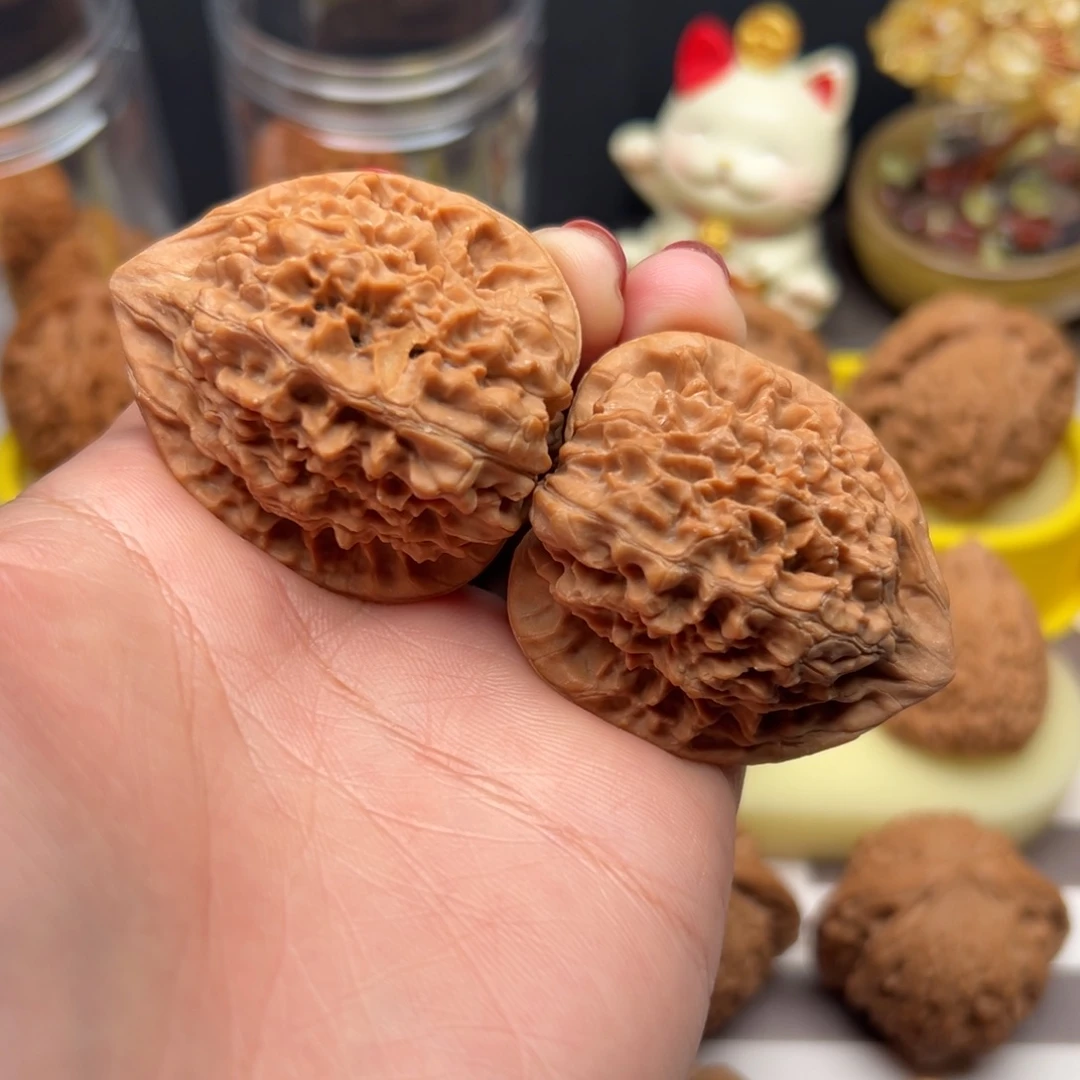 文玩核桃把件41原桩麒麟纹官帽