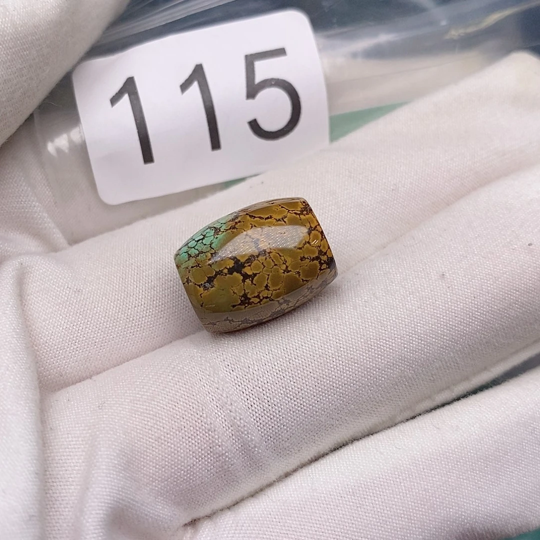 绿松石未镶嵌珠宝半成品