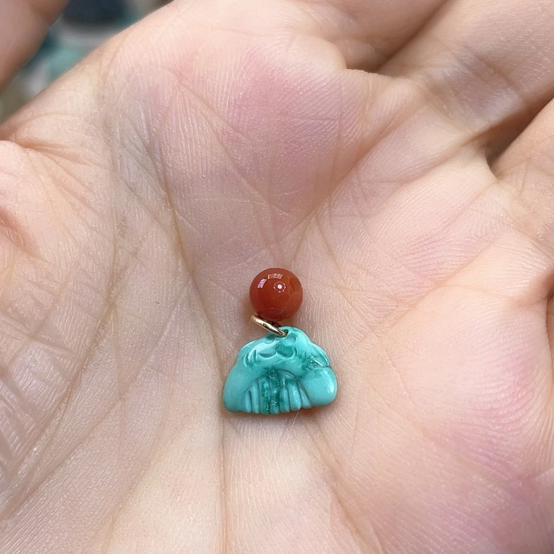 南红玛瑙配饰未镶嵌