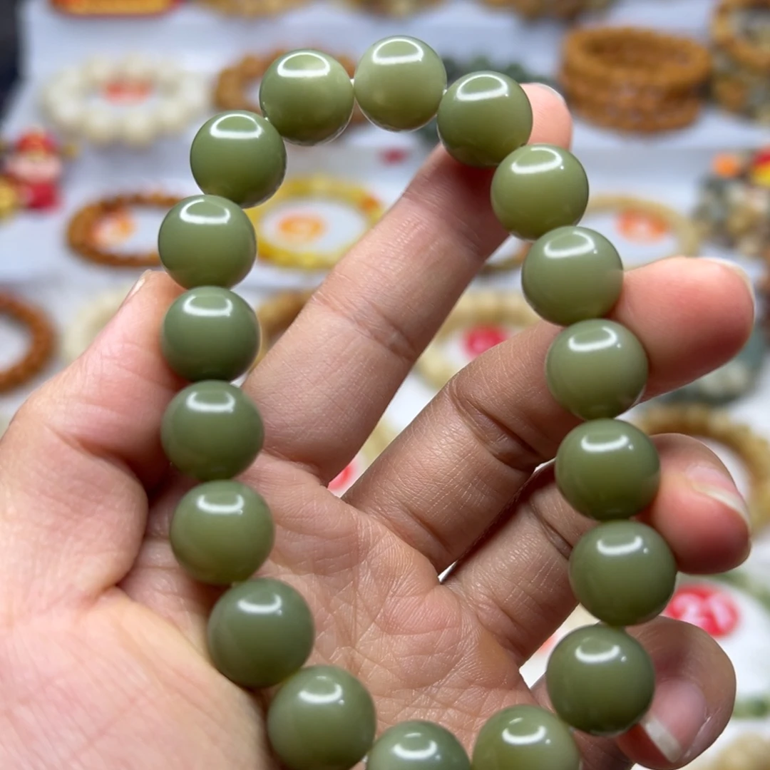 用***1菩提根/象牙果手串青提绿