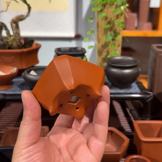 伸****紫砂花盆原矿紫泥