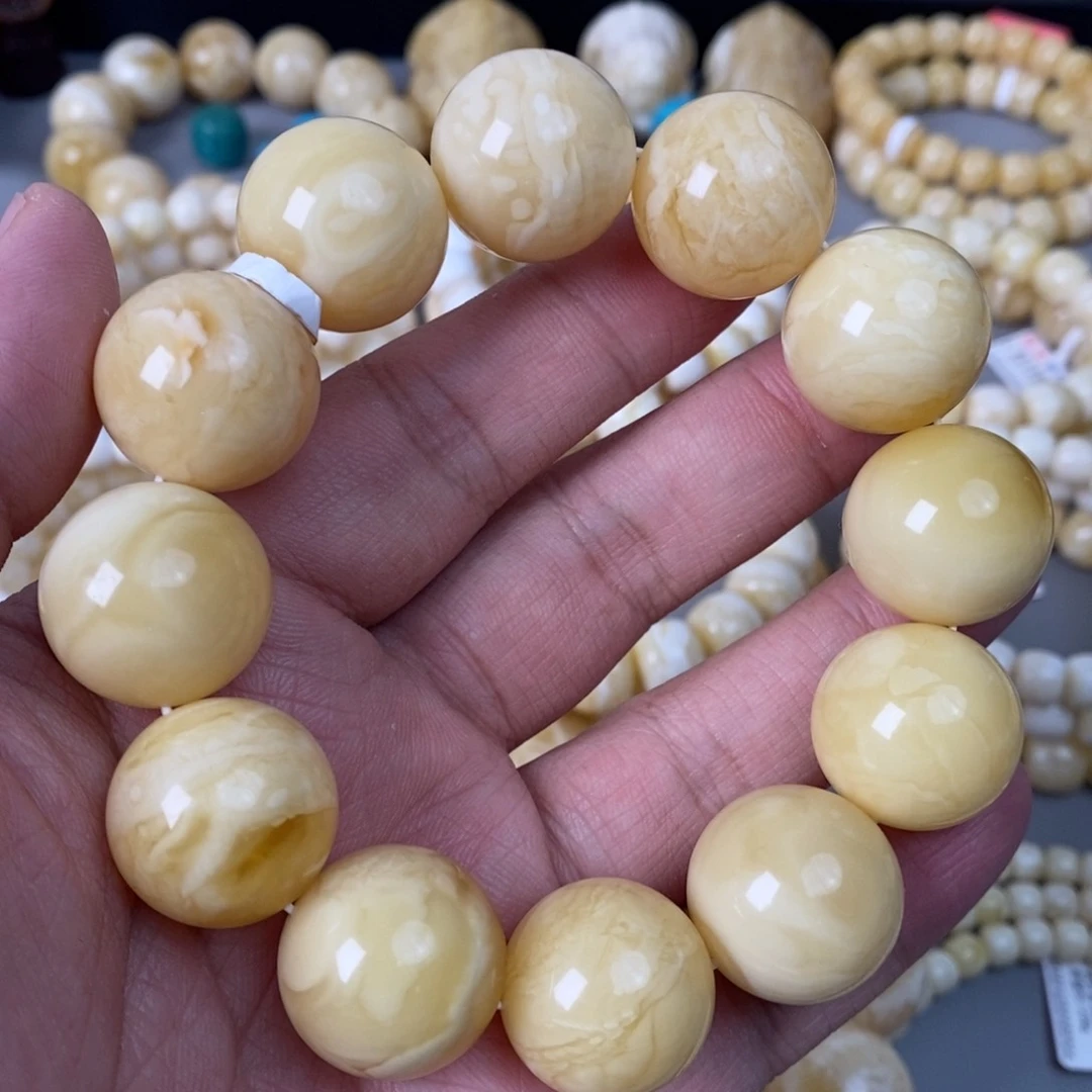 未镶嵌蜜蜡珠宝奇石21+mm 66.4g