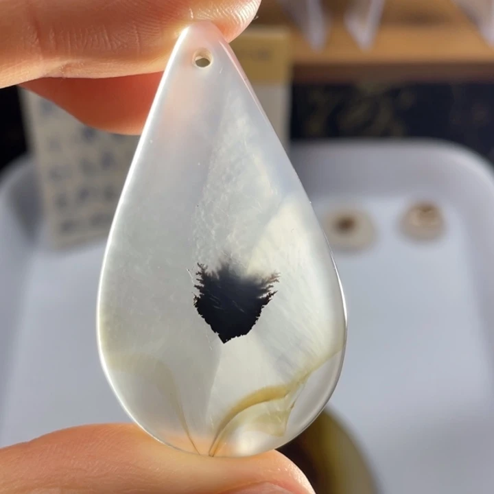 玛瑙/玉髓未镶嵌牌子