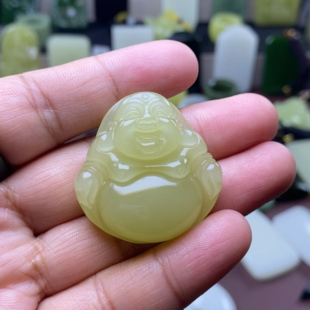 和田玉未镶嵌颈饰T****n
