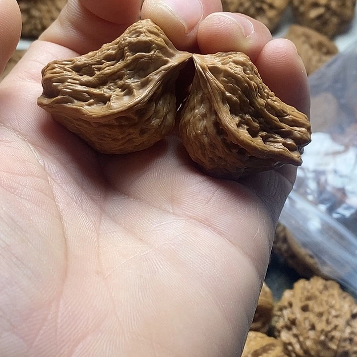 永***清桃核吊坠公子帽小鸟