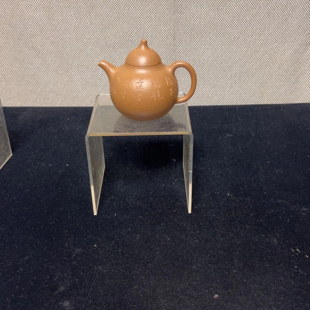 紫砂茶壶1*?140c c 78999